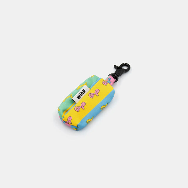 wild barks balloon dog poop bag holder