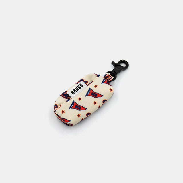 wild barks all-star poop bag holder